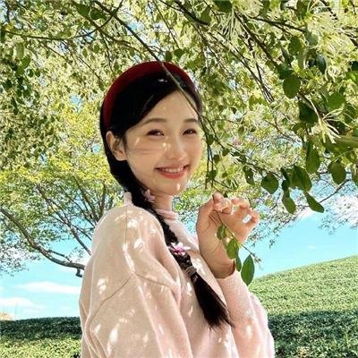 金发奇女